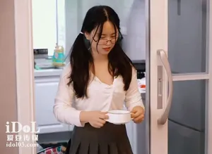 Nàng nhỏ về quê ăn tết bị bố dượng xxx vì càng lớn càng ngon