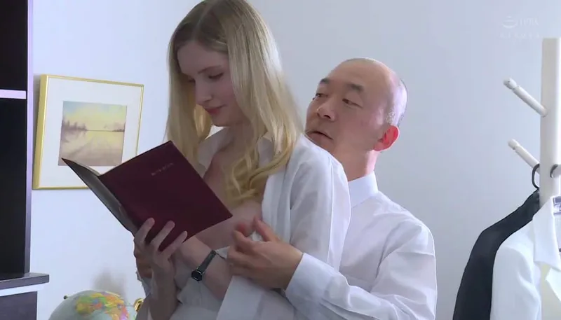 Bà xã chấp nhận làm em ghệ cho đối tác của anh xã để trả nợ