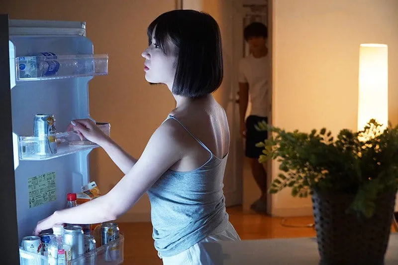 Chị người vợ cãi nhau với chồng đến nhà eny ở rồi nện luôn chồng em gái